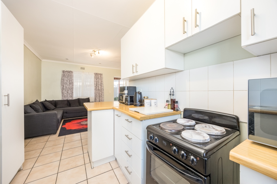 2 Bedroom Property for Sale in Goedemoed Western Cape